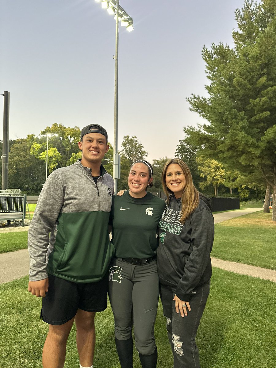 Alyssa Galindo tweet media