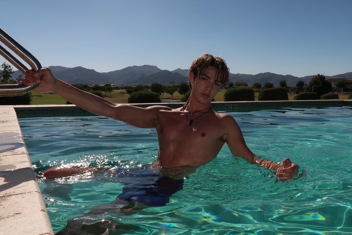 JOHNNYBOY tweet media