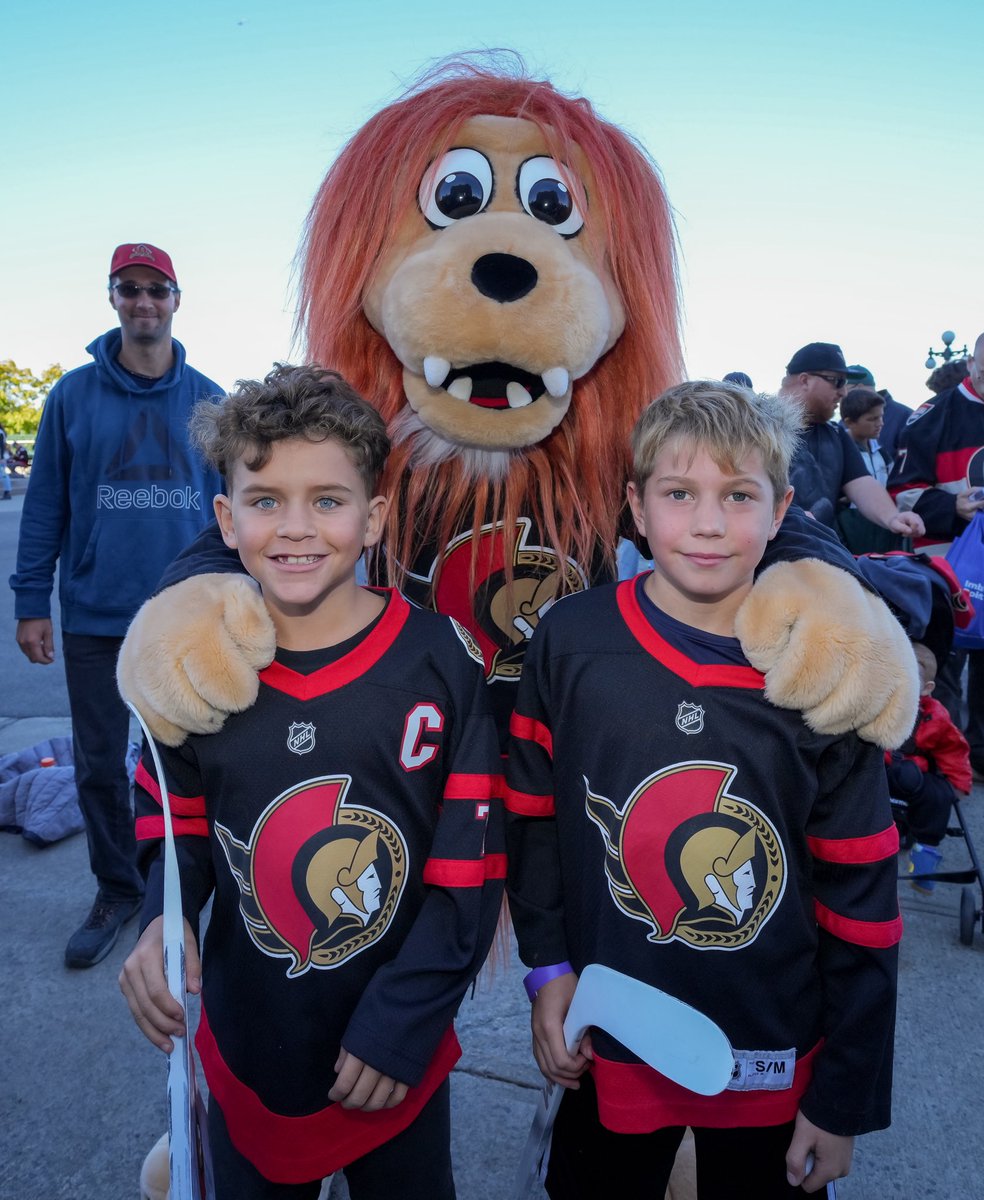 REAL_Spartacat's tweet image. Grrreat to CATch up with #sens fans in Quebec City! #gosensgo