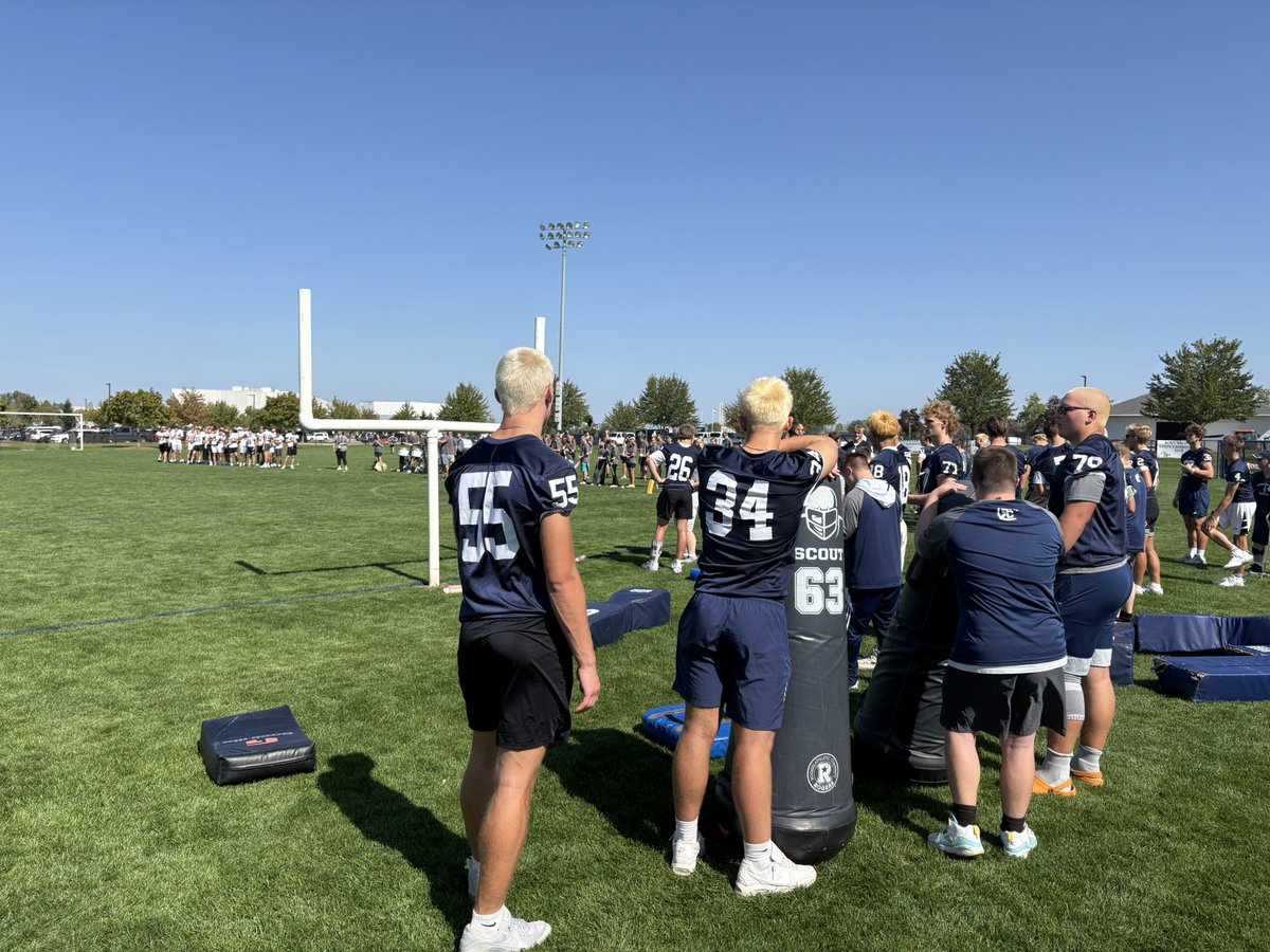 CoachVBerg's tweet image. Proud of our guys for giving back!