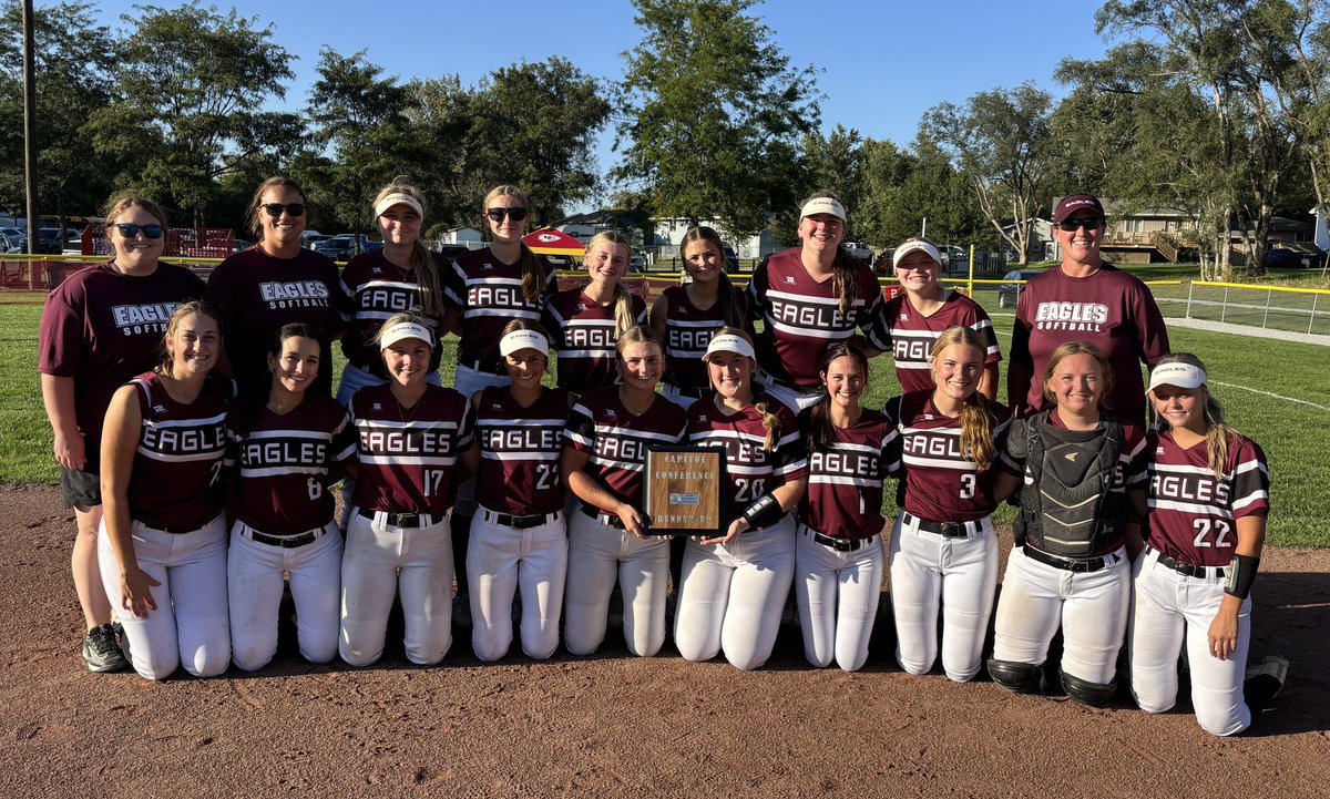 Arlington_HS_SB's tweet photo. Arlington finishes runner-up at the NCC Conference Tournament, falling to DC West.  #ArloProud 🥈
#GreatDayToBeAnEagle #ProudToBeNCC https://t.co/oz3oQcPw95