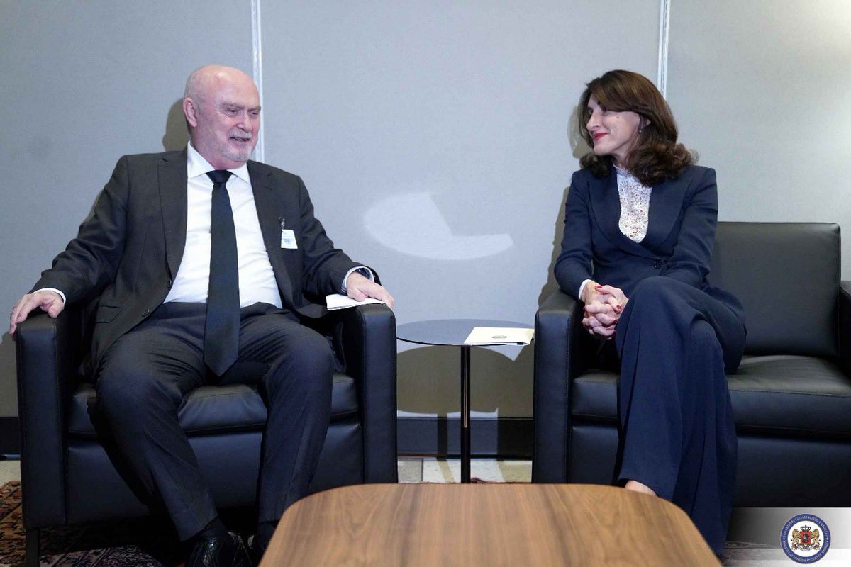 MakaB__'s tweet image. Always good to meet @OSCESecGen Feridun Sinirlioğlu. This week in New York, we discussed 🇬🇪-OSCE cooperation, regional security, the situation in the occupied regions &amp;amp; the upcoming local elections. Grateful for the OSCE’s continued support for 🇬🇪’s peace and stability efforts.