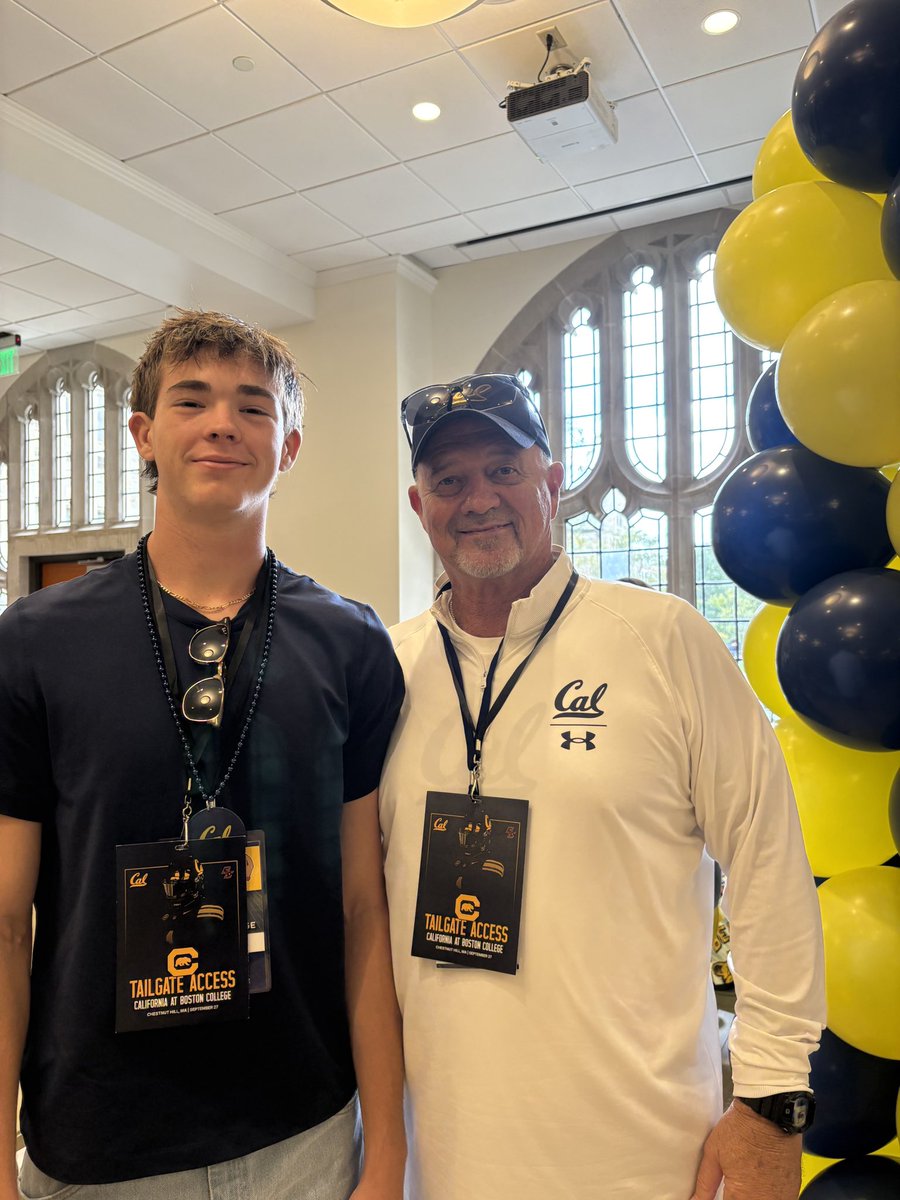 CalBearAud's tweet image. Sent my baby boy from Tampa to represent and now Boston is Bear Territory! #GoBears #BearTerritory #lifeofRiley