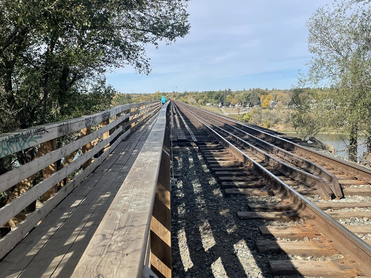 Lord_iiiip's tweet photo. The (quite scary) CPR bridge (railway) in Saskatoon. Only planks between my feet and instant death 😬
Beautiful though https://t.co/HsrKz0dZe3