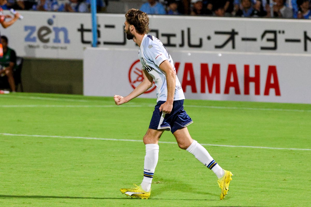 Haru_11203's tweet image. 加入後初ゴール、久しぶりのCKからの得点🥺✨
#jubilo #ジュビロ磐田 #ヤンファンデンベルフ