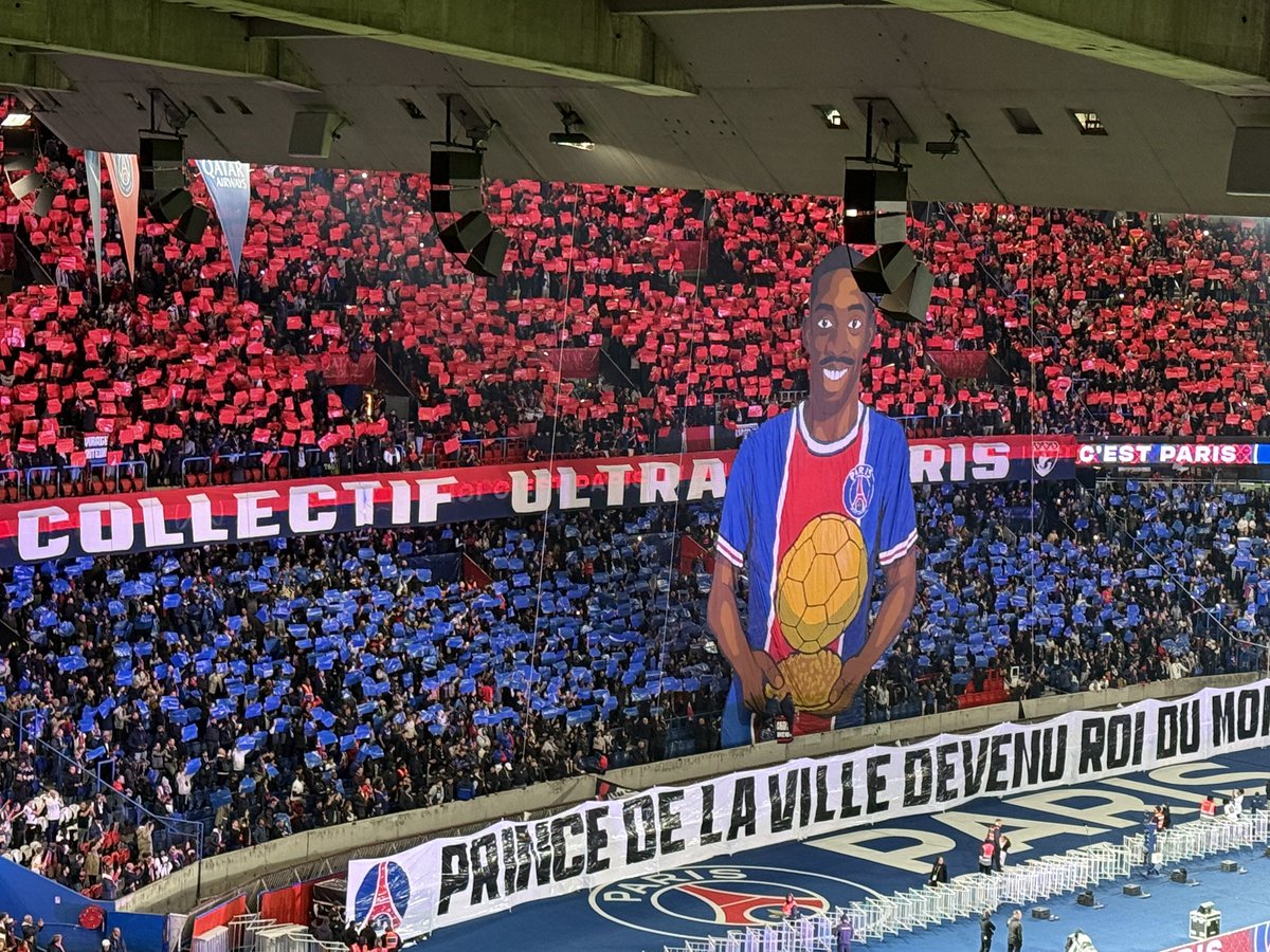 lasource75006's tweet image. 🚨INCROYABLE !! PRINCE DE LA VILLE DEVENU ROI DU MONDE @dembouz #PSGAJA 👑 ❤️💙