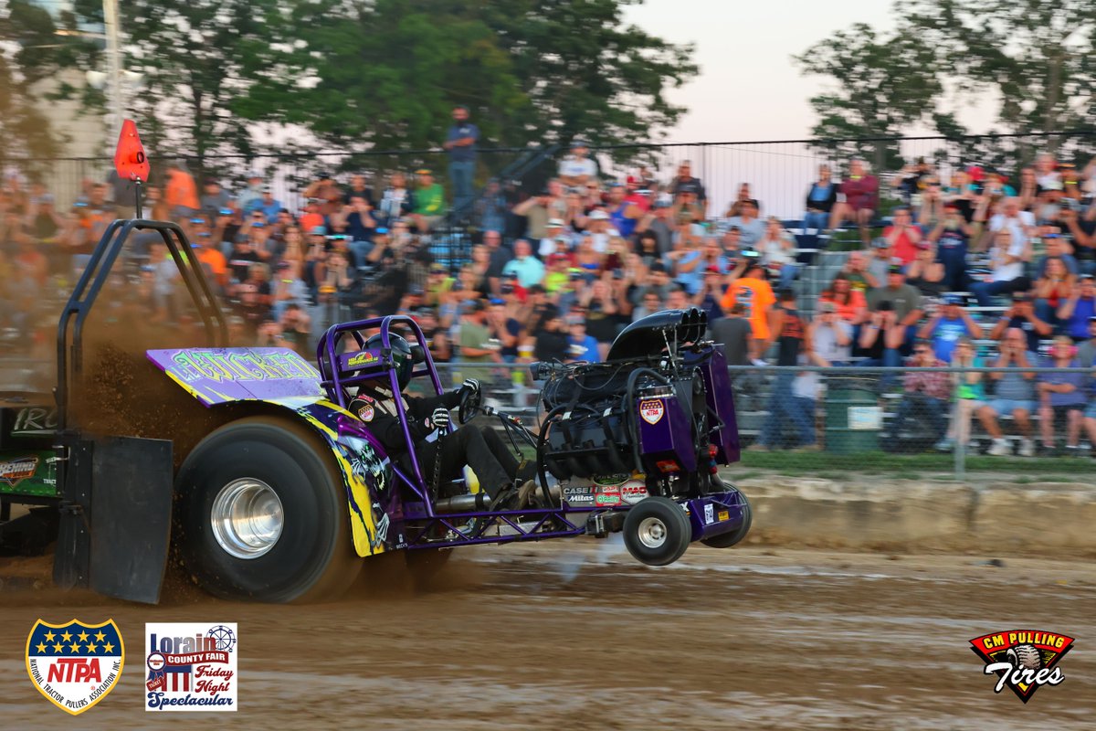 NTPApull's tweet image. The Modified Minis at the Friday Night Spectacular were throwing a lot of dirt around! 🤠 #dirt #minirod