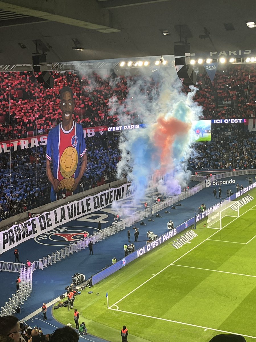 il parco dei principi celebra dembélé e luis enrique <a href="/PSG_inside/">Paris Saint-Germain</a>