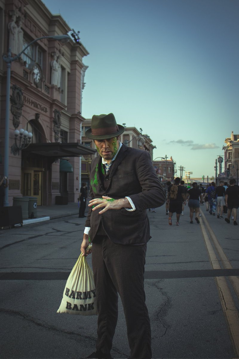 UnmanagedMedia's tweet image. No matter what you do, the goo won't go away. @HorrorNightsORL #HHN34