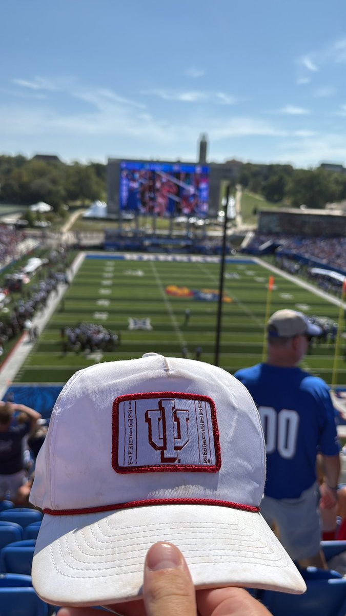 sambohnstedt33's tweet photo. @KaticMichael Hoosiers supporting Hoosiers no matter the team. https://t.co/XCMCFZH945