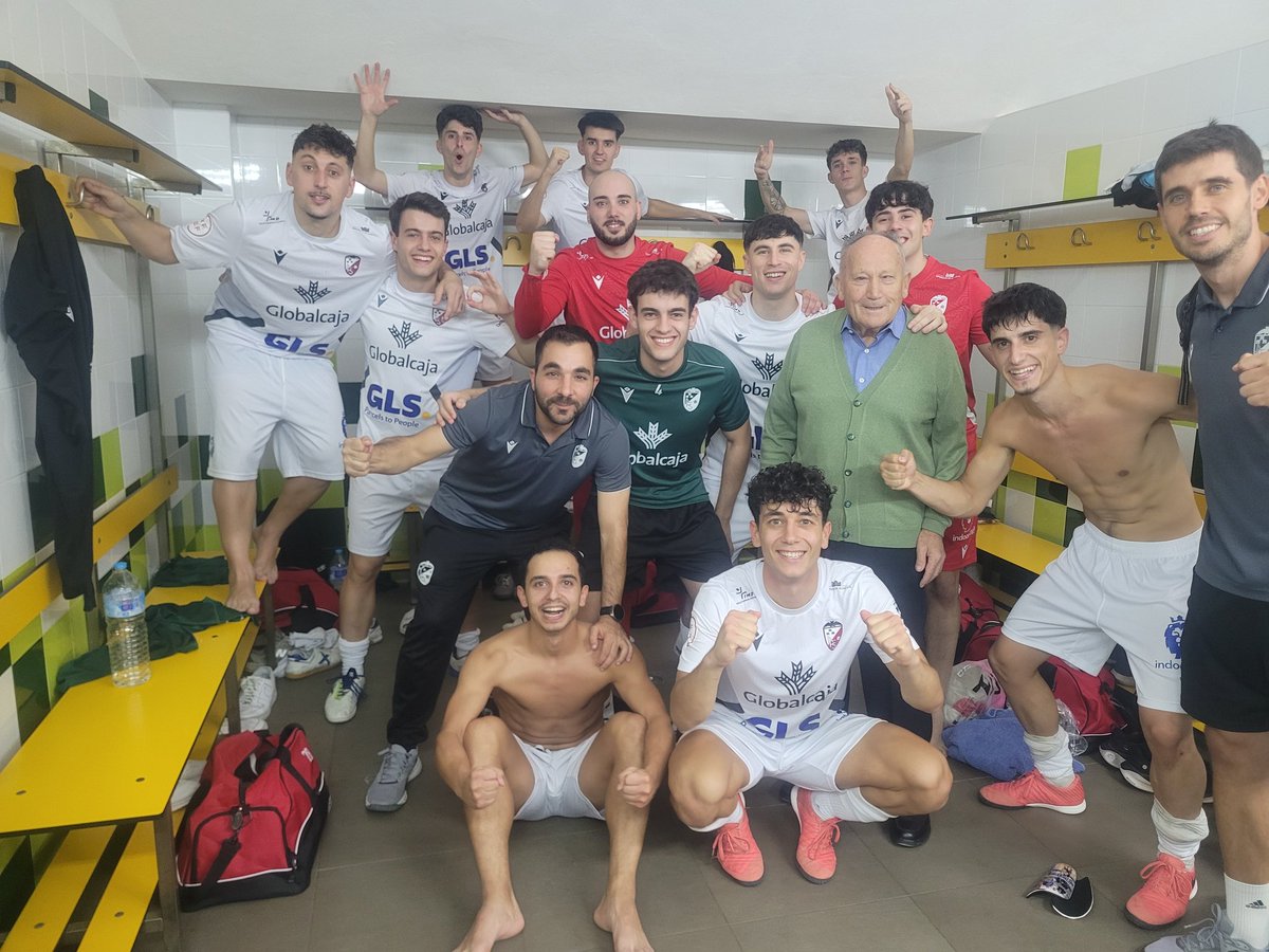 📸 Los que nos hacen sufrir, los que nos alegran. 

🙄 Finalmente, se quedó buena tarde.