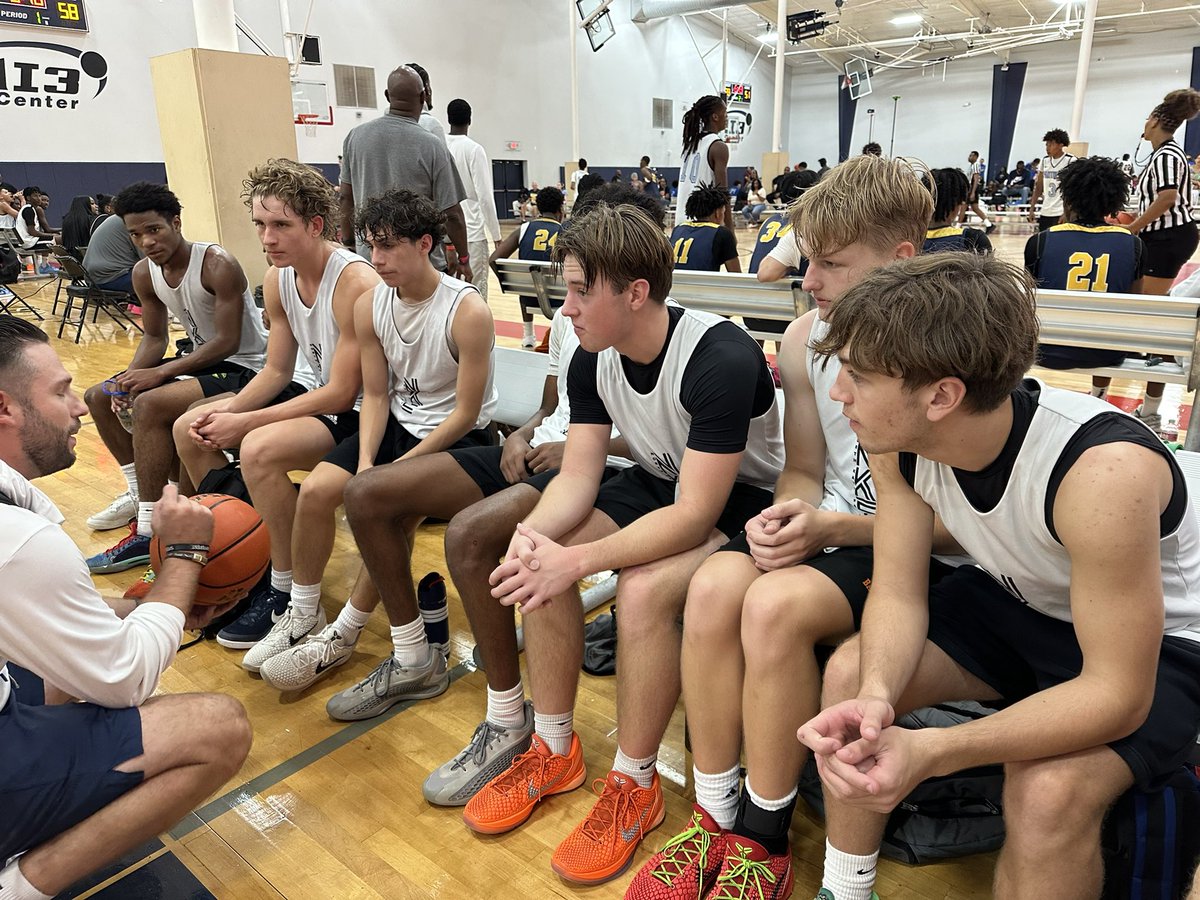 Great day of hoops as your Bridgeland Bears go 2-0 on the day <a href="/TexasHoopsGASO/">TexasHoops/GASO 🔗</a> defeating Crosby 63-33 and Shadow Creek 64-48. Back-to-back games, no break! #Together #WinTheDay