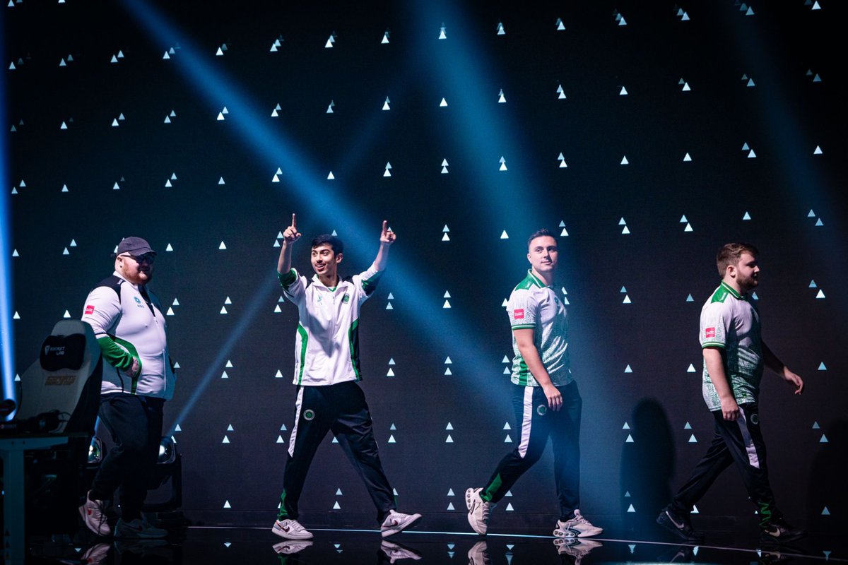 Riyadh_Falcons's tweet image. Too many memories to count 🦅💚 

#EWCRecap