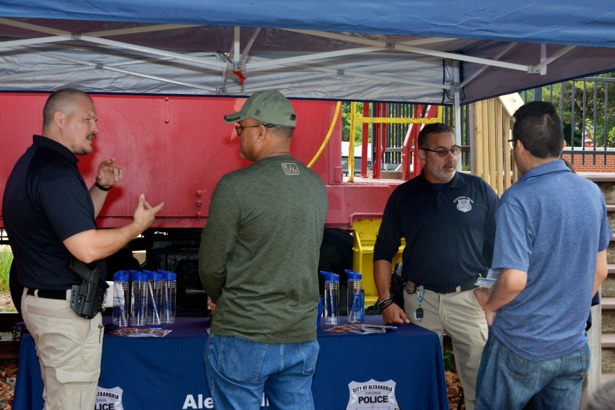 AlexandriaVAPD's tweet photo. We’re at the Manassas Latino Festival today. Stop by the Alexandria Police Department booth to meet our team and learn about career opportunities with APD.
Learn more: https://t.co/Klq0vD2NAI
#YouBelongHere #JoinAPD #OneAPD https://t.co/CY4rFpidpR