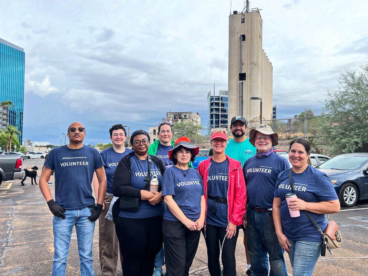 🌧️ Cleanup Recap: Saturday, September 27th at Hayden Butte (Tempe Town Lake) 🌧️

Despite the rain, our volunteers showed up in full force — and we had a hugely successful and impactful day! 🙌🌿

Here’s what our passionate community accomplished:

✅ 127 volunteers
⏱️ 153 hours