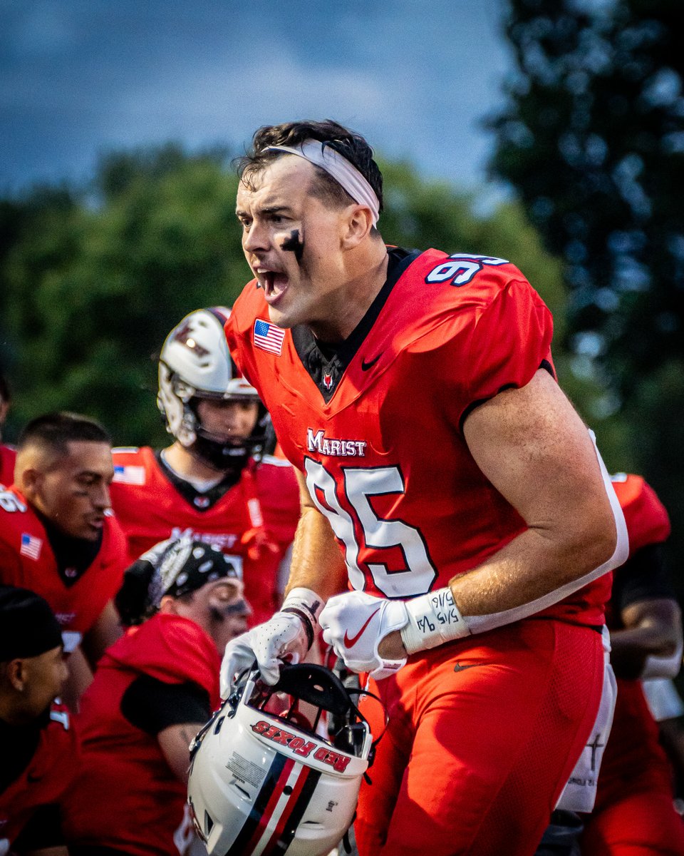 Sonny ➡️ Devin Kennedy for the lead!!!!!!

Red Foxes jump ahead 21-17 in the fourth!

#FoxholeGuys