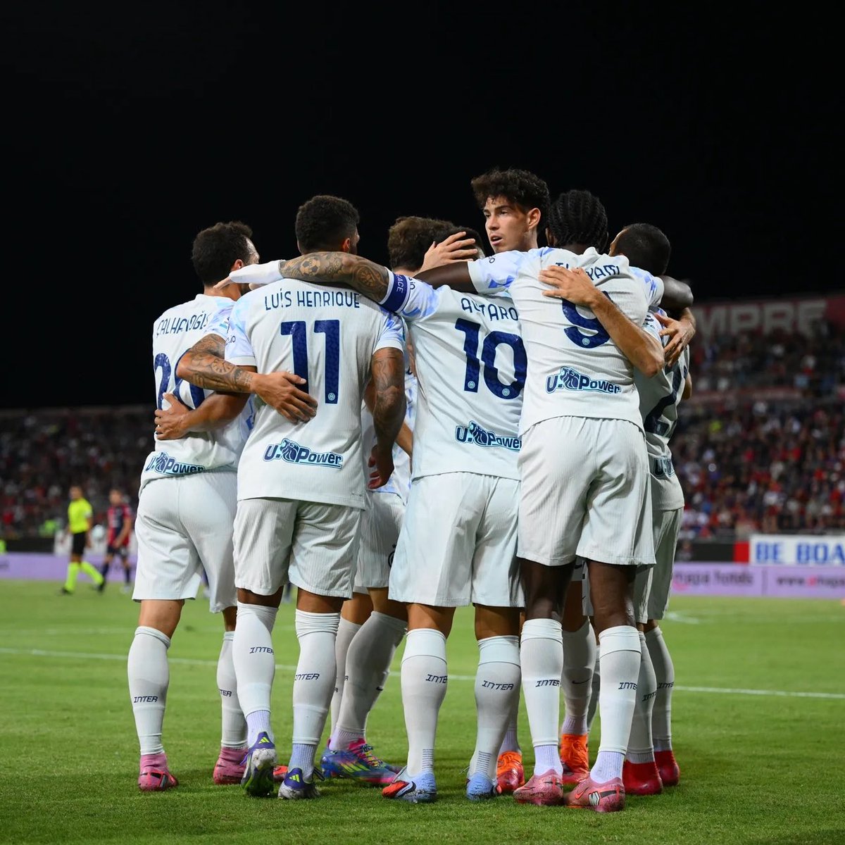 📊 Cagliari-#Inter halftime stats: Score: 0-1 Possession: 36%-64% Expected  goals (xG): 0.00-0.47 Shots: 0-7 Shots on Target: 0-3, image size:1200x1200