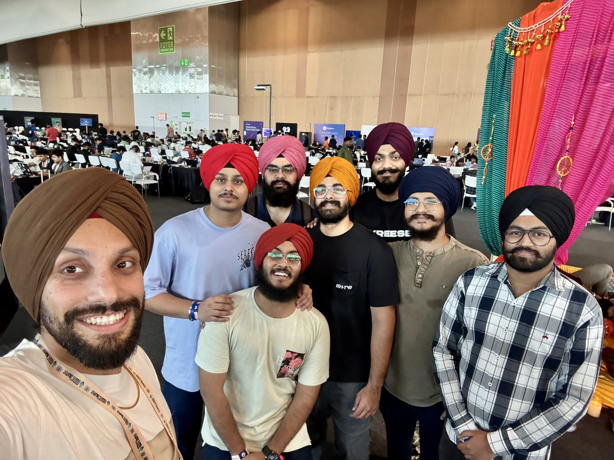 opinderpreet's tweet image. Eth Global just got brighter with colourful turbans!!