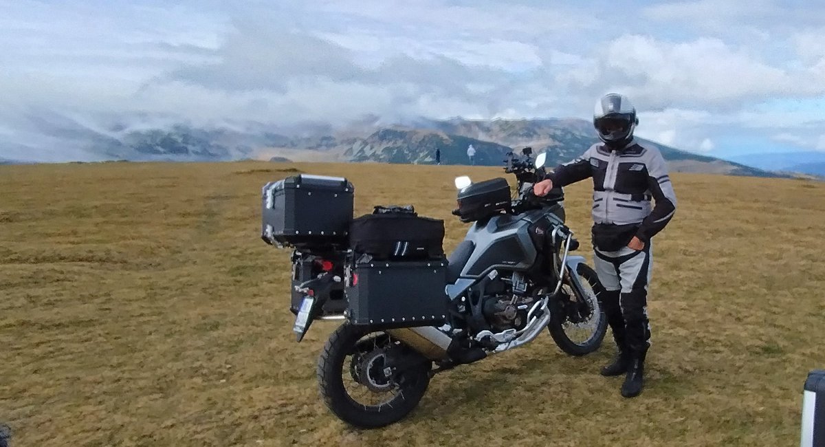 TransAlpina , DN67C, 2145m.

25.09.2025
Tmp +2c.