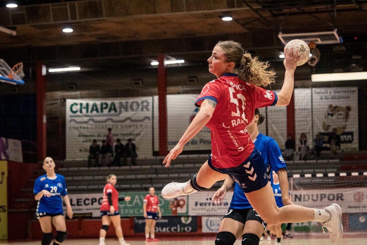 Estreo con victoria para as xogadoras do Rubensa Indupor Bm Porriño na súa primeira xornada de liga da División Honra Prata Feminina.

Rubensa Indupor Bm Porriño 35  - <a href="/cbmperdoma/">CBM PERDOMA</a> 20 

Partido moi serio das xogadoras porriñesas que a semana que ven viaxarán a terras madrileñas.