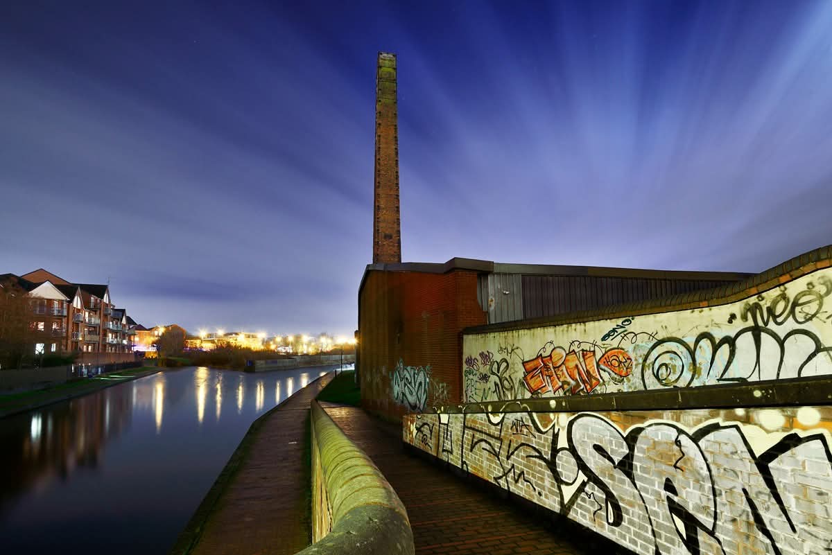 Urban Echoes: Light, Brick, Graffiti and Reflections on Bridgeman Street in #Walsall. Captured on 7th January 2023, remastered this evening. #blackcountry