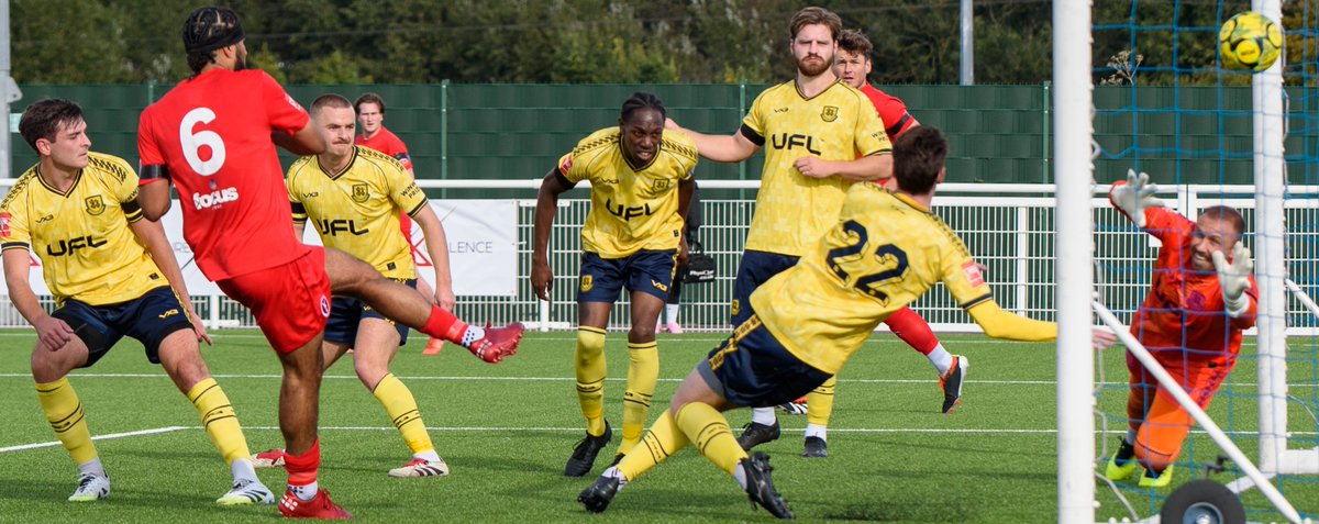 Hashtag United 1 Whitehawk 1

Hawks pegged back after Odogwu-Atkinson's opener

Pics from today's game in Essex
flickr.com/photos/agschof…