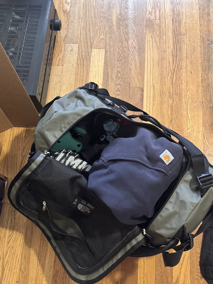 arlo 🔜 fwa tweet media