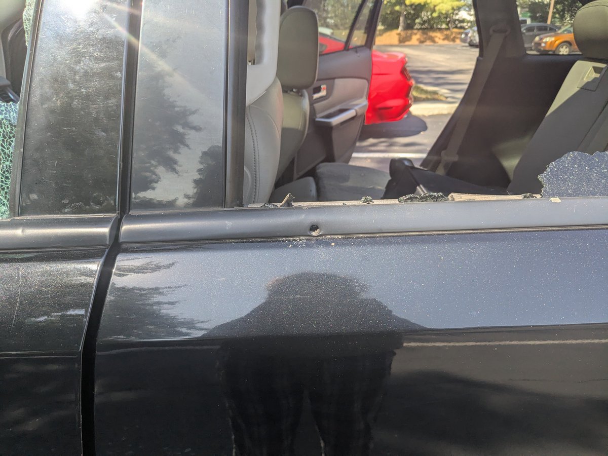 oooo i know my opps mad they ain’t kill me. aim higher next time pussies matter of fact come kill ethan remy martin about it his phone number is 219-819-0672 his address is