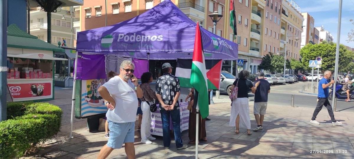 Podemosvelezto's tweet photo. @Podemos_AND @PODEMOS Vélez con Palestina. https://t.co/htGkYJYur3