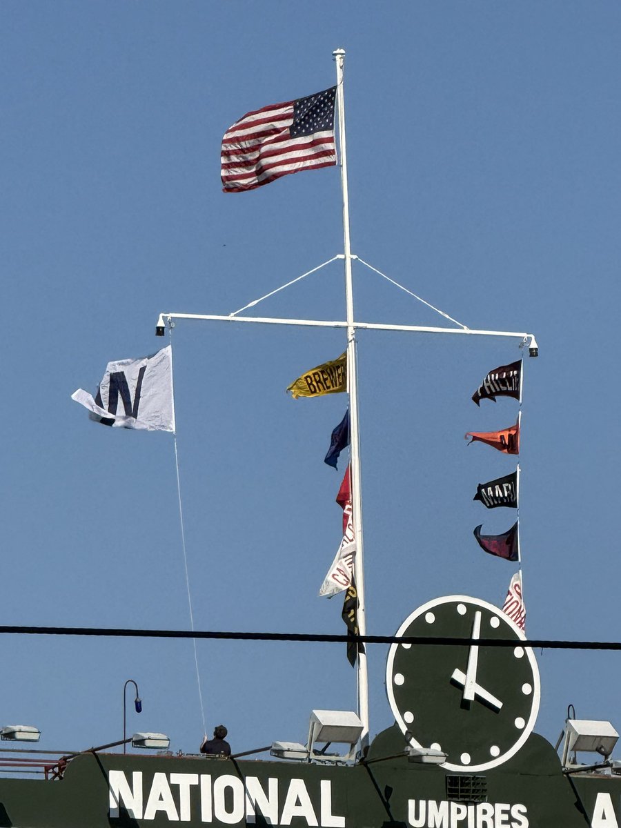 Xriptian's tweet image. Game #143
September 26: St. Louis Cardinals vs Chicago Cubs at Wrigley Field

This afternoon kicked off my doubleheader day with the Cubs hosting the Cardinals at Wrigley. The Friendly Confines were buzzing with playoff energy as fans packed in, all eager for the team to lock…