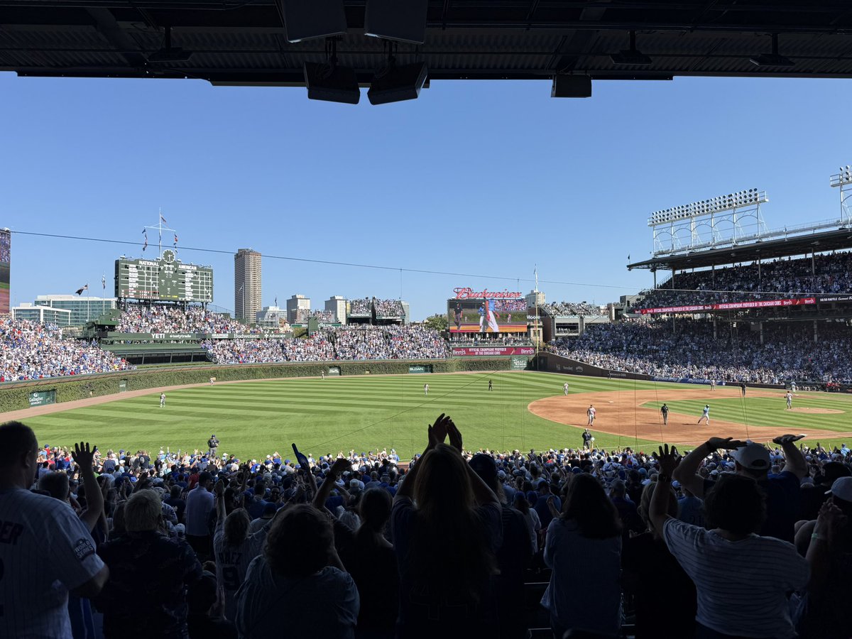 Xriptian's tweet image. Game #143
September 26: St. Louis Cardinals vs Chicago Cubs at Wrigley Field

This afternoon kicked off my doubleheader day with the Cubs hosting the Cardinals at Wrigley. The Friendly Confines were buzzing with playoff energy as fans packed in, all eager for the team to lock…