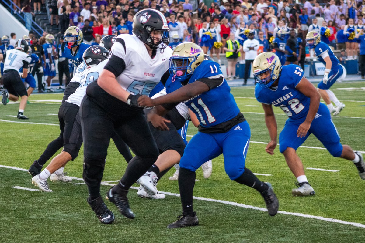 The Huskies broke new ground with a 21–14 victory at Elkhart last night— it was the program’s first win against a 6A school since the IHSAA added the class in 2013. #WeAreSaintJoe #HuskiesRising