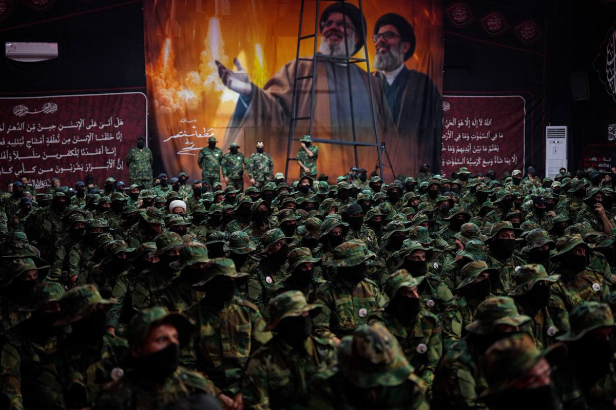 المتحدث باسم المقاومة العراقية الحاج أبو علي الرميثي، بأسمى آيات الدعاء، سائلين المولى عز وجل  أن يحفظكم ويوفقكم في مسيرتكم المباركة.