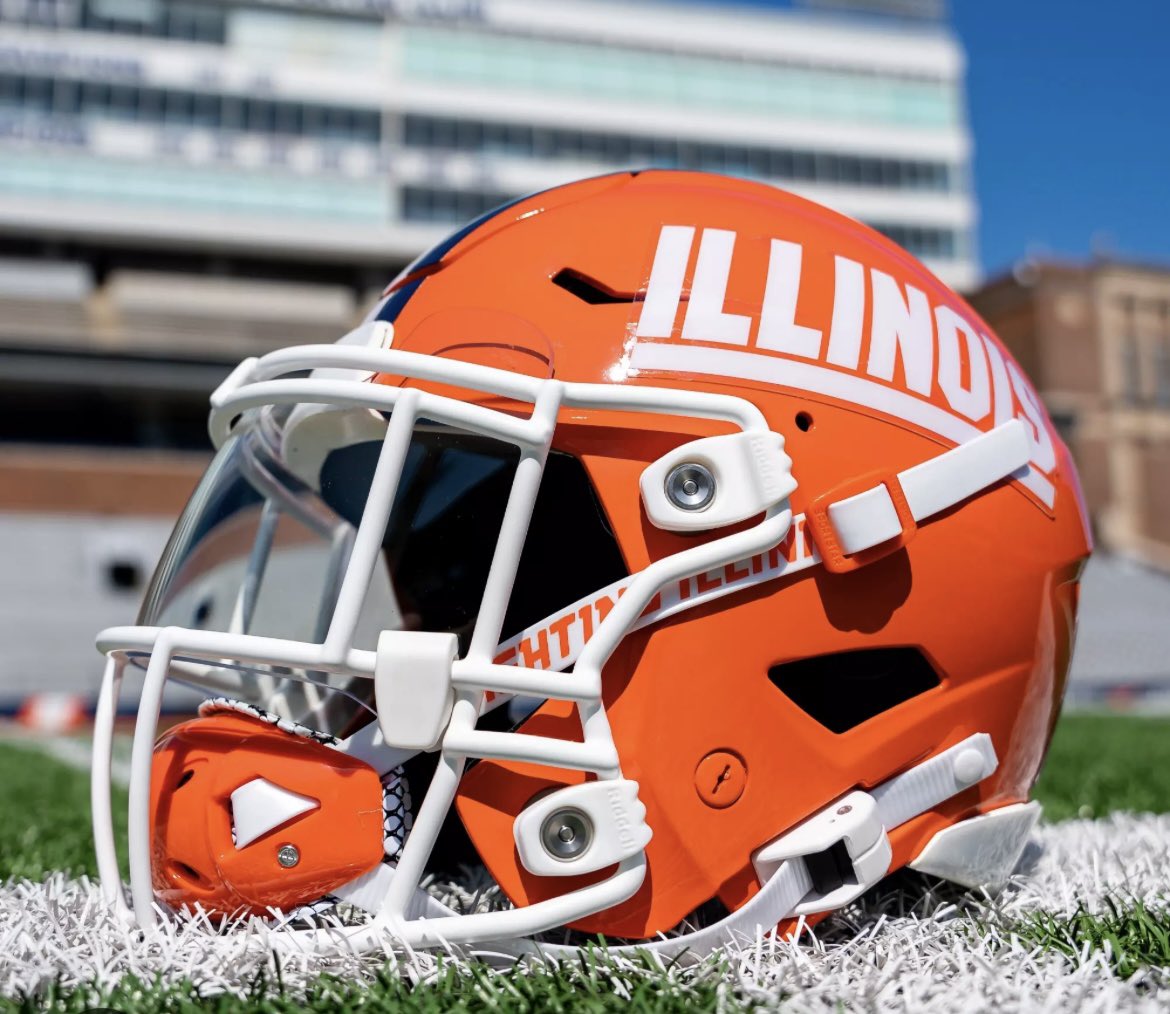 These are our helmets from now on, GO ILLINI! #illini <a href="/BarstoolILL/">Barstool Illini</a>