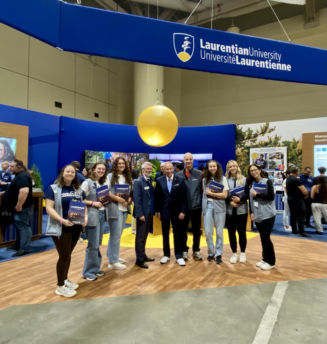 Thank you <a href="/lornecoe/">Lorne Coe</a> for taking the time to visit #OUF2025 today &amp; speak with future university students, as well as representatives from across Ontario’s universities. #ONpoli #ONpse