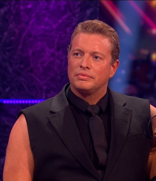 Thomas Skinner looks like he's told one of his karate students to go out and deliberately hurt Daniel son at the All Valley under 18 championships 

#Strictly