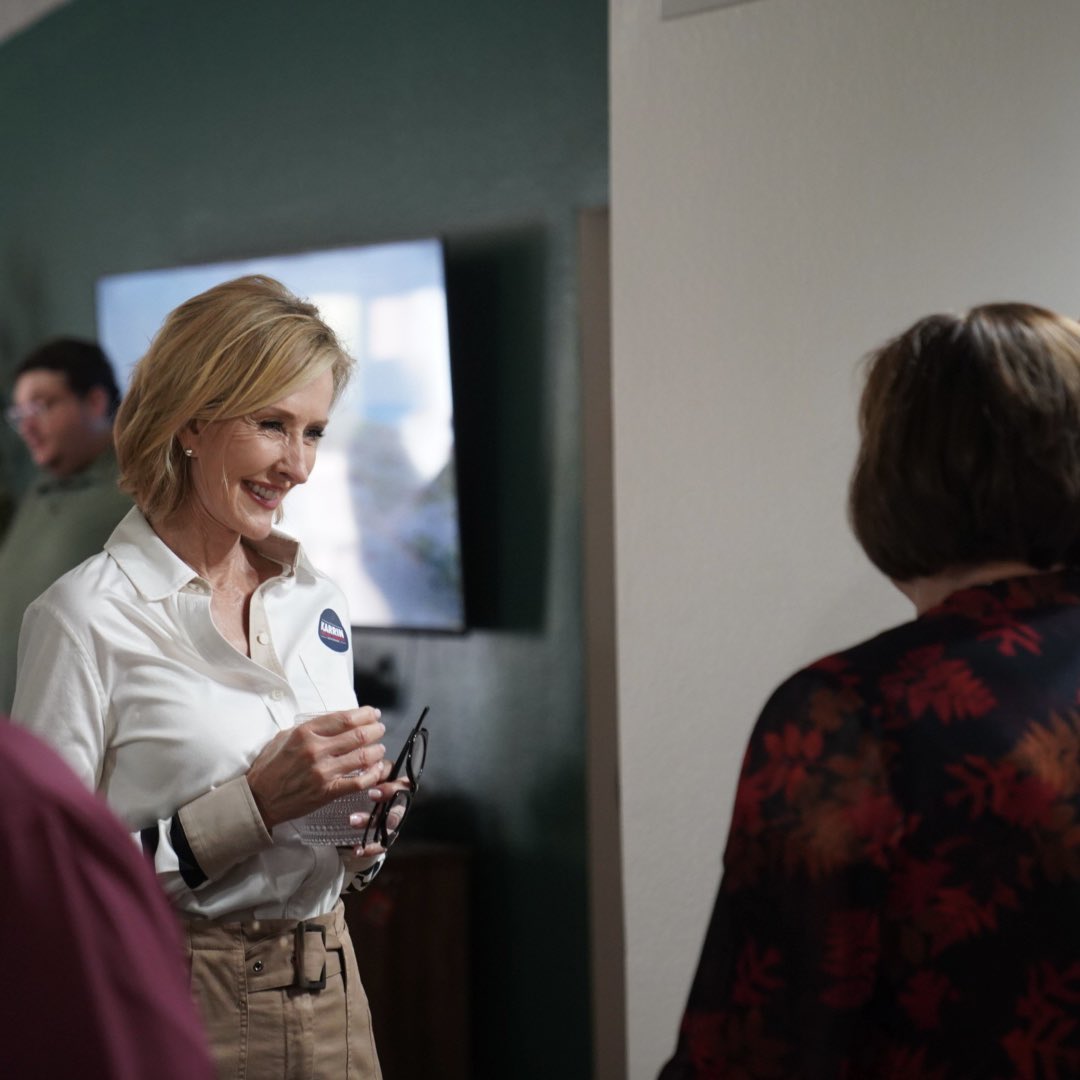 KTaylorRobson's tweet image. Kicked off our Saturday with a meet &amp;amp; greet in Mesa! It’s always great to be back in my hometown and meet with voters who are ready for a stronger Arizona.