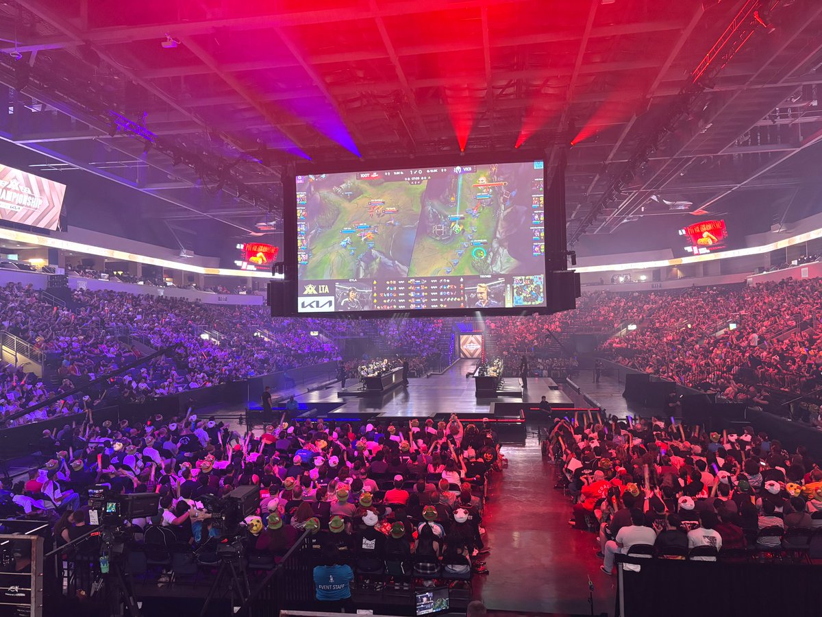 are any of the NA teams giving out jerseys… i need one (pref 100)