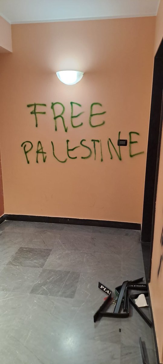 Chi occupa il rettorato a Genova si dichiara portatore di pace e dialogo, ma i fatti raccontano altro. Predicare pace e praticare violenza è una contraddizione. Solidarietà al rettore Delfino. Chi vuole costruire il futuro non alza barricate: apre libri, apre menti e apre strade