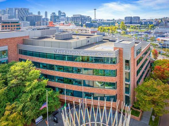 DrOmarMian's tweet image. Looking for a #postdoc fellowship that combines cutting edge technology, cancer biology, and radiation oncology? Join us and study the biology of ultra-high dose rate FLASH Radiotherapy in beautiful Seattle WA! #postdocjobs
@uwradonc @fredhutch

apply.interfolio.com/173684