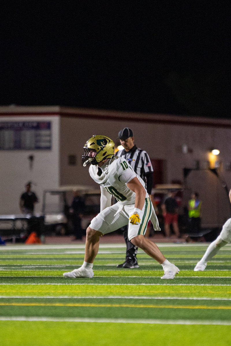 hudl.com/v/2SgwrD
Weeks 1-5, Mid season highlights 
Sacks-9/ 6A sack leader
Tackles-40
TFL-15
Pass Deflections- 5