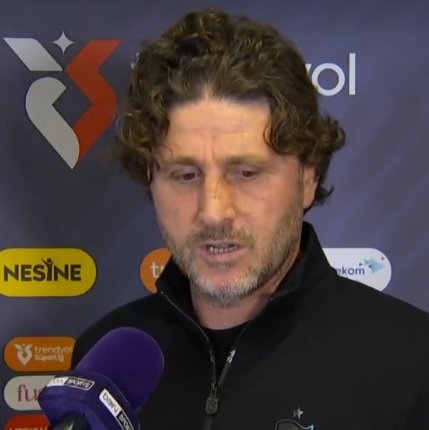 buna da penaltı beğendiremiyoruz. 
Ulan onu bulamayan da var. 

Fatih Tekke: "Kazandığımız penaltı bence penaltı değildi."