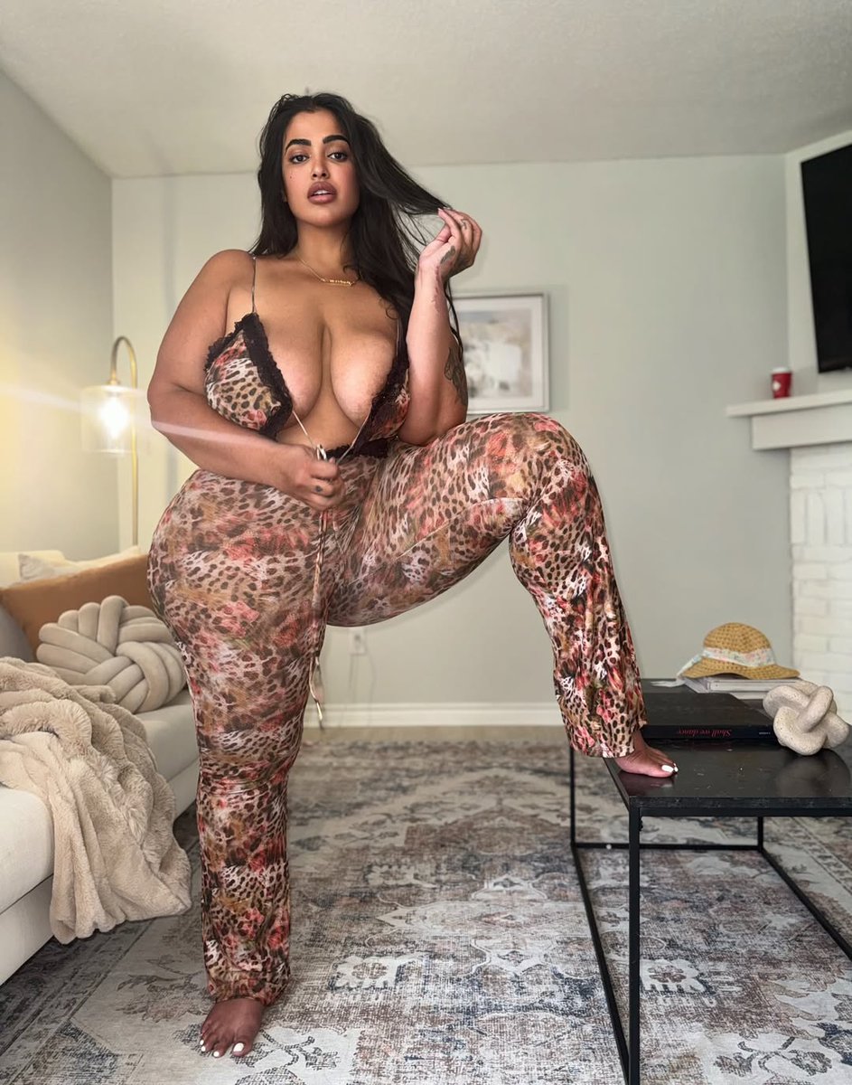 Miss Diamonddoll tweet media