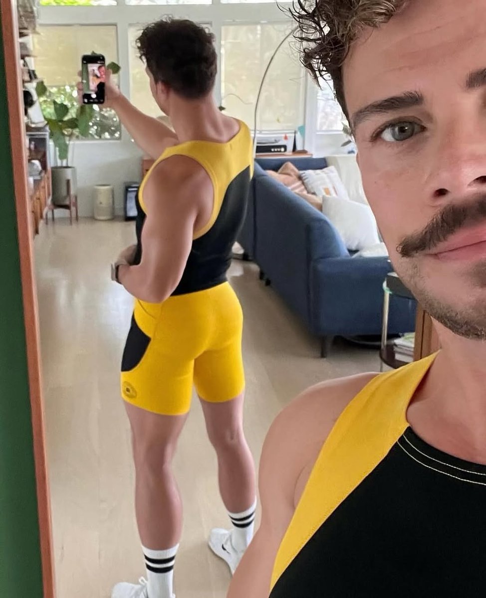 SpandexBulge (@spandexbulge) on Twitter photo 