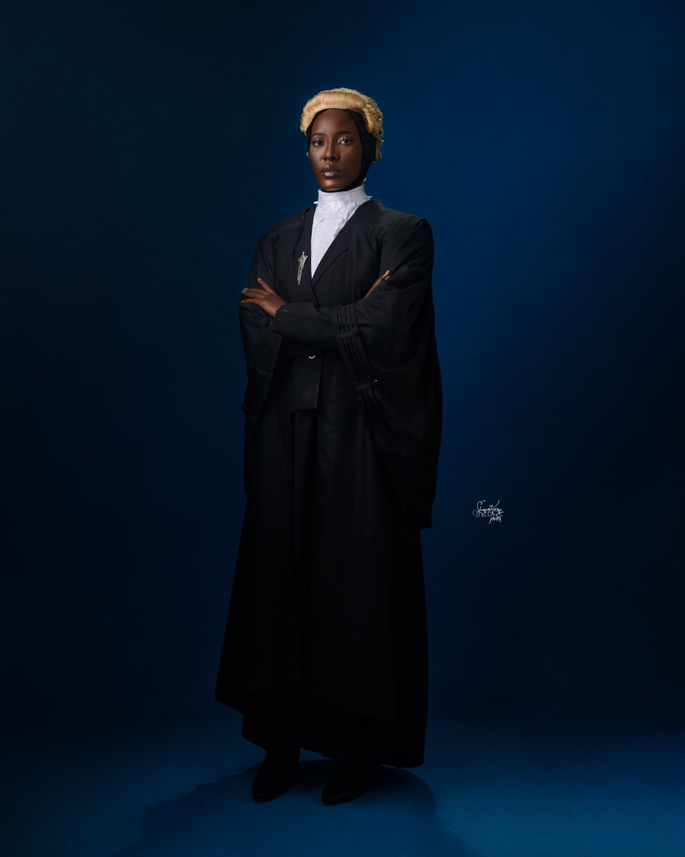 reeree____l's tweet photo. became a lawyer the other day. https://t.co/psFFvjuRf2