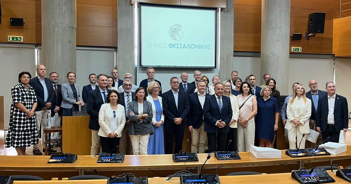 HanusovaMarcela's tweet photo. Very insightful&amp;interesting EU HoMs field trip to Thessaloniki thanks to 🇩🇰EU PRES @DKAmbGreece 🙏An excellent opportunity to exchange with Mayor Stelios Aggeloudis, visit @CERTHellas &amp; a control centre of the new metro and the remarkable Venizelou Station https://t.co/X6VHW2nScM