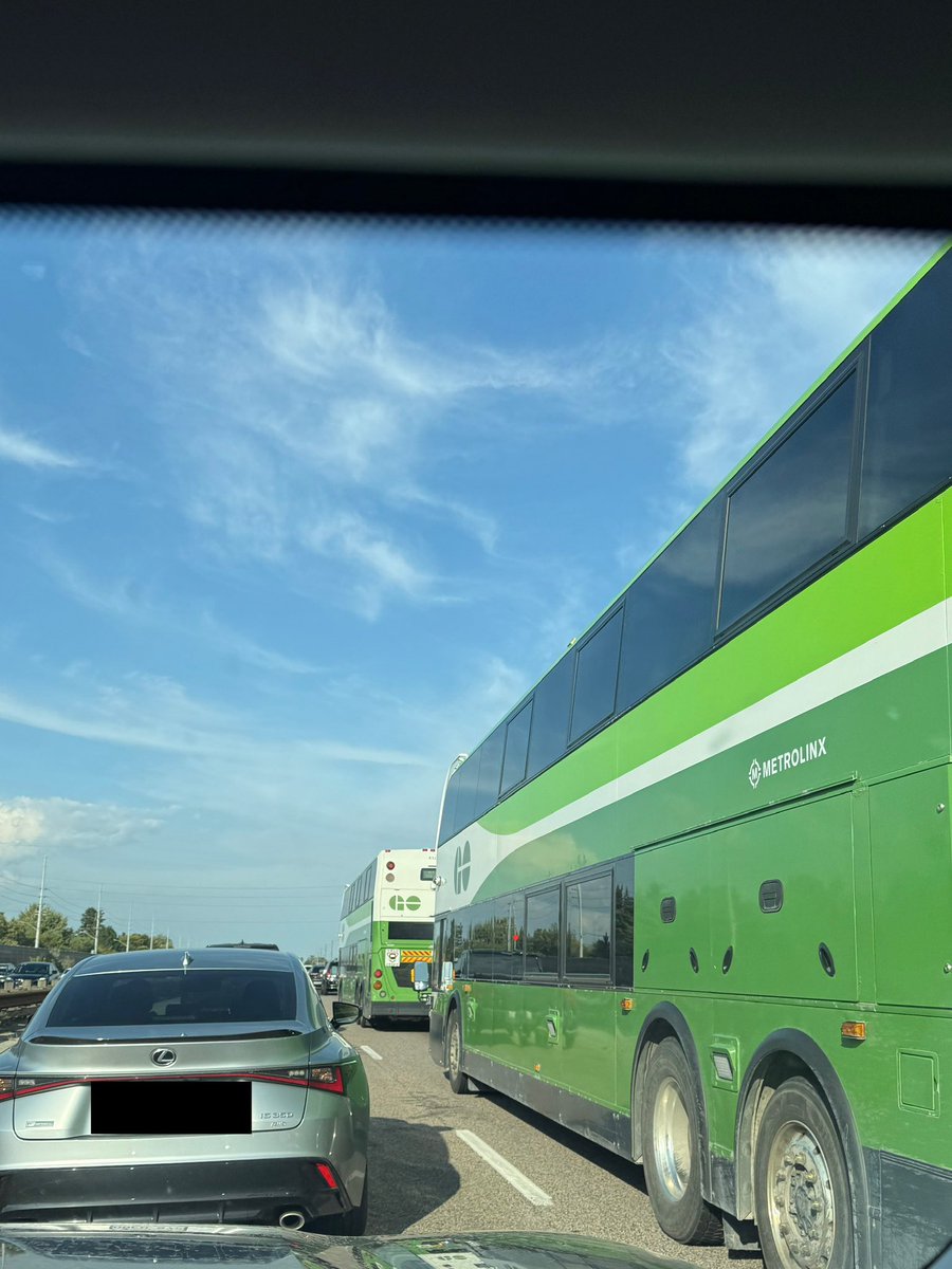 b0ss_ass's tweet photo. Who decides on this rail closing schedule? Do they even look at the calendar of events? @GOtransit #TrainsClosed #Traffic #Toronto https://t.co/YhdA1PRcuP