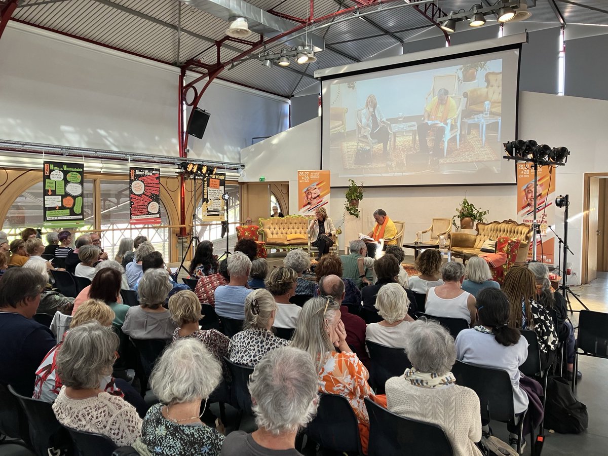 Échange sur la solitude comme force -bien différente de l'isolement qui est un poison- avec ⁦FrancisCarrier⁩ dans le cadre du Contre Salon des Vieux et des Vieilles, Bordeaux ⁦<a href="/EditionsPlon/">Editions Plon</a>⁩ <a href="/mamontchamp/">Marie-Anne Montchamp</a>⁩ ⁦<a href="/villedebordeaux/">Bdx</a>⁩ ⁦<a href="/MONALISA_asso/">MONALISA</a>⁩