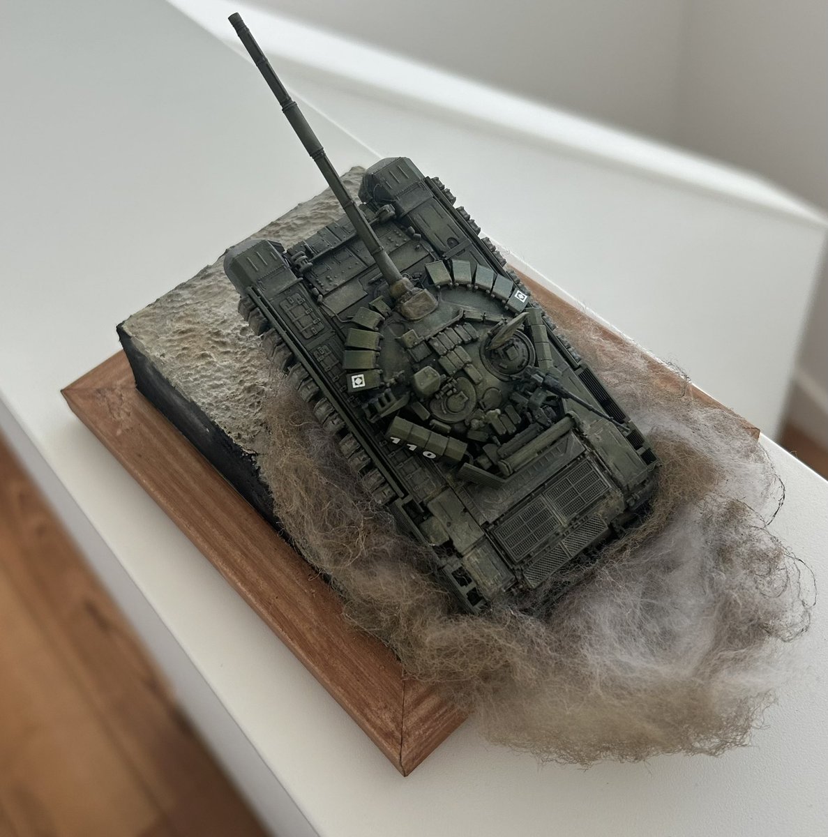 KAZTAX2's tweet photo. #見た人は無言で躍動感を魅せる 
#MENG
#T72
#筆塗り https://t.co/MhFOZ0Opaz