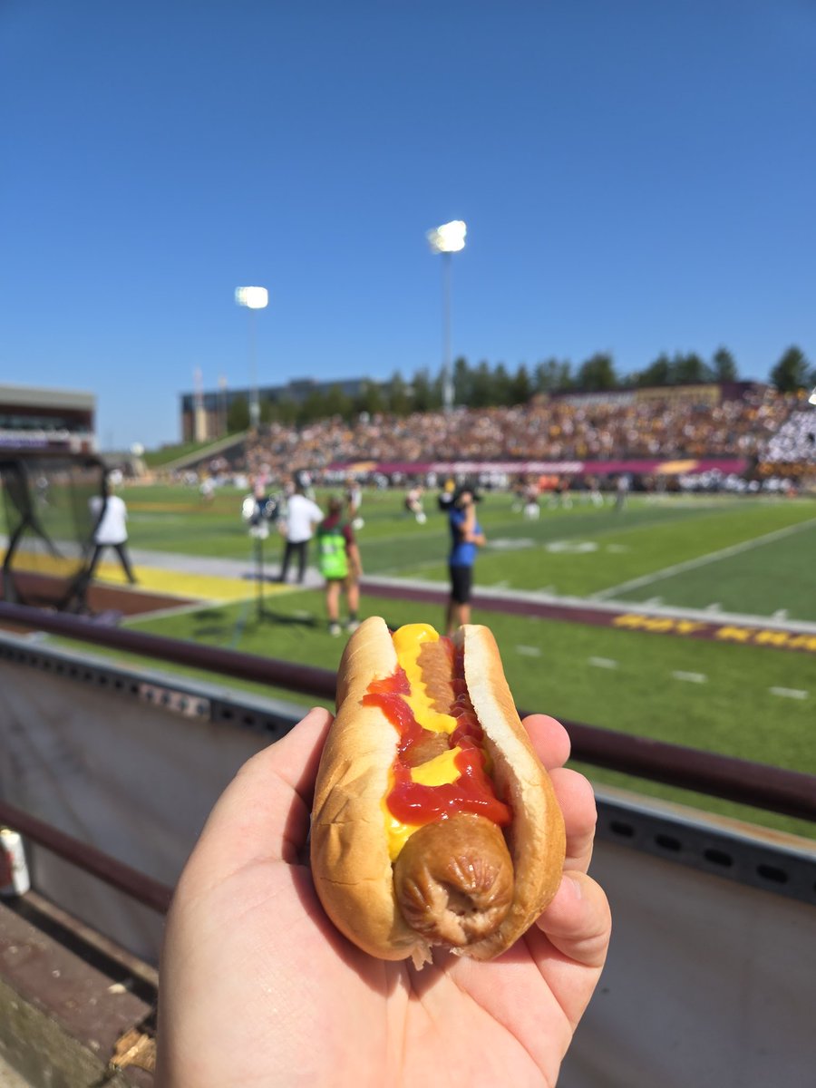 Couldn't find a chili/Coney Dog at the Central Michigan Football game today, so I went with a plain hot dog and added mustard and ketchup. No snap on the dog, a little rubbery. I'll go with a 3.3/10. 
#ConeyBros #HotDog #StadiumDog #Ncaa #CMU #Foodie #centralmichigan